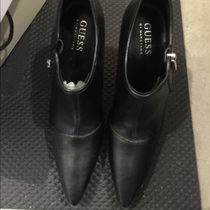 Guess by Marciano Pointed Toe Heel [NWT]